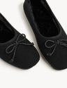 Zapatilla cerrada viaje lazo