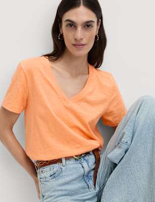 Camiseta de manga corta con escote pico Everyday