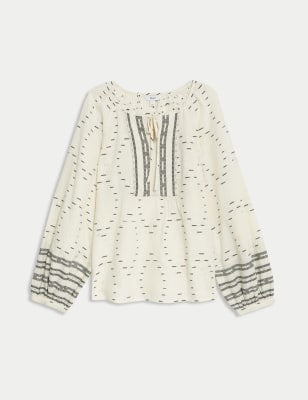 Blusa de manga larga bordada