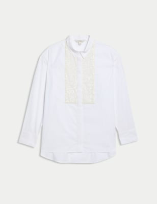 Blusa con detalle de lentejuelas