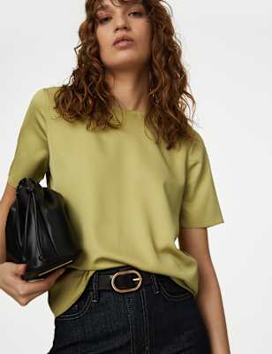 Blusa básica de manga corta