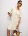 Vestido de lino de manga corta y escote pico