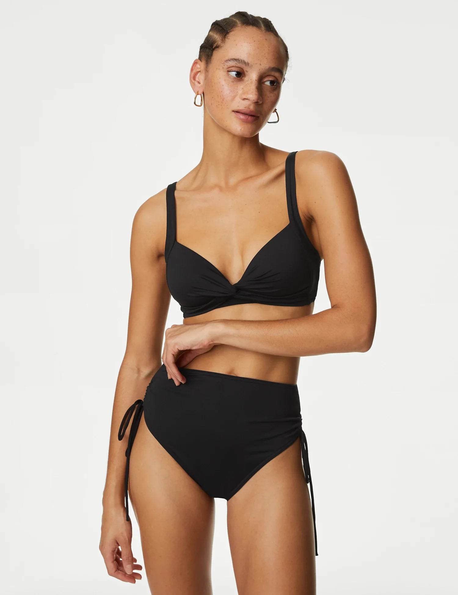 Parte baja de bikini fruncida