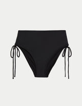 Parte baja de bikini fruncida