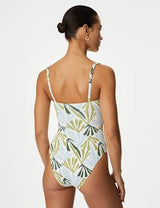 Bañador escote cuadrado.