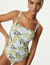 Bañador escote cuadrado.