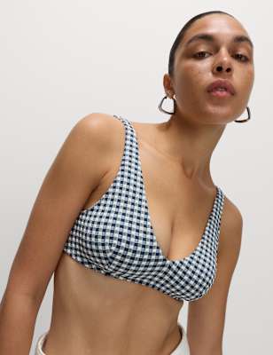 Parte alta de bikini de cuadritos Vichy