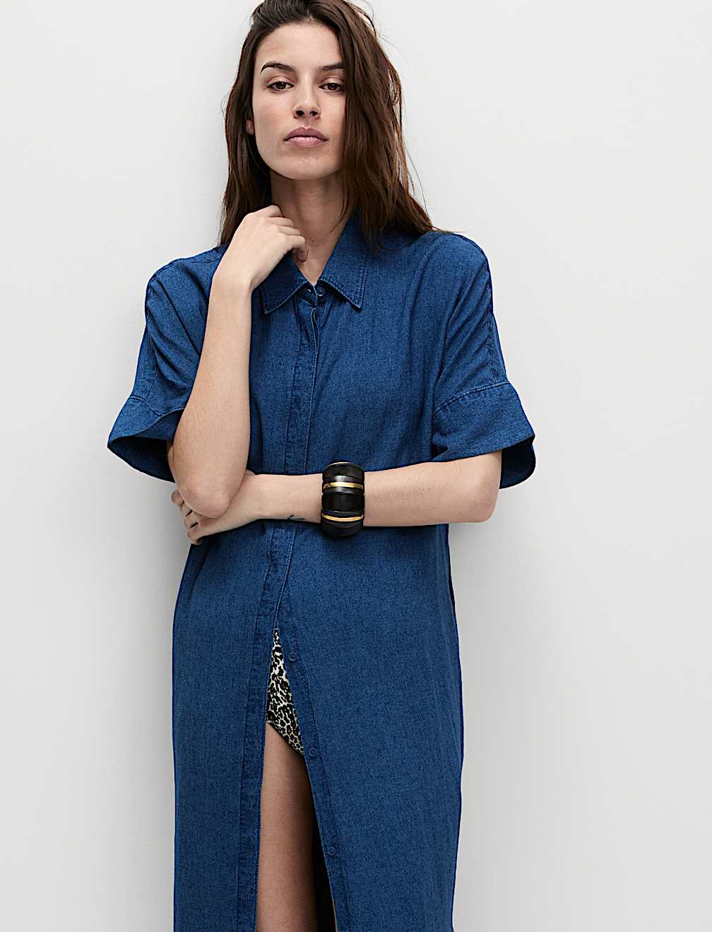 Vestido de lino camisero de manga corta