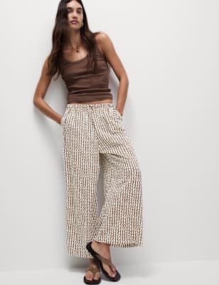 Pantalón pescador estampado de viscosa