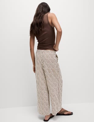 Pantalón pescador estampado de viscosa