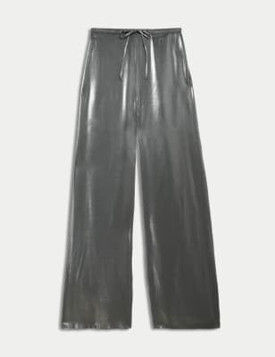 Pantalón de corte ancho