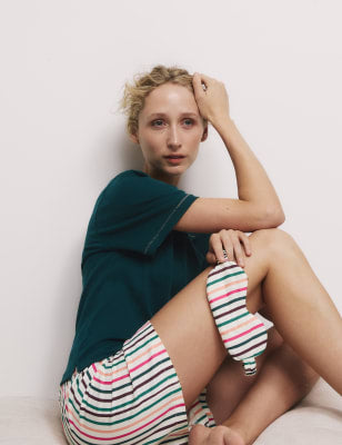 Pijama corto de manga corta con antifaz a juego