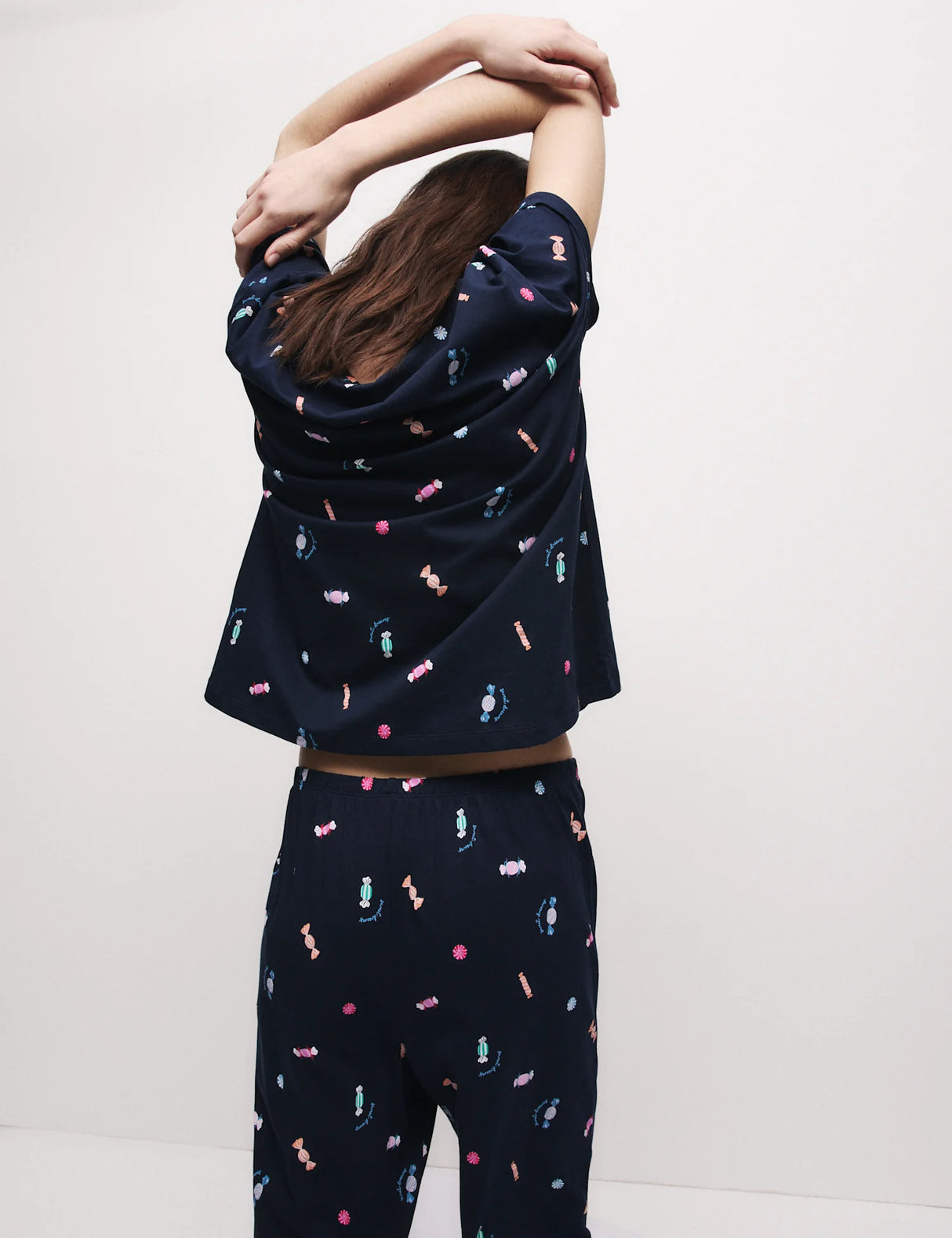 Pijama de manga corta con diseño FP