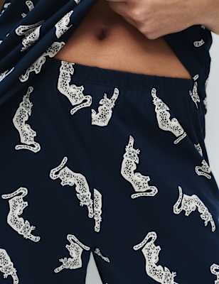 Pijama de manga corta y pantalón pescador diseño