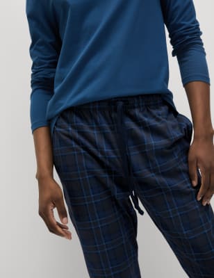 Pijama con pantalón a cuadros