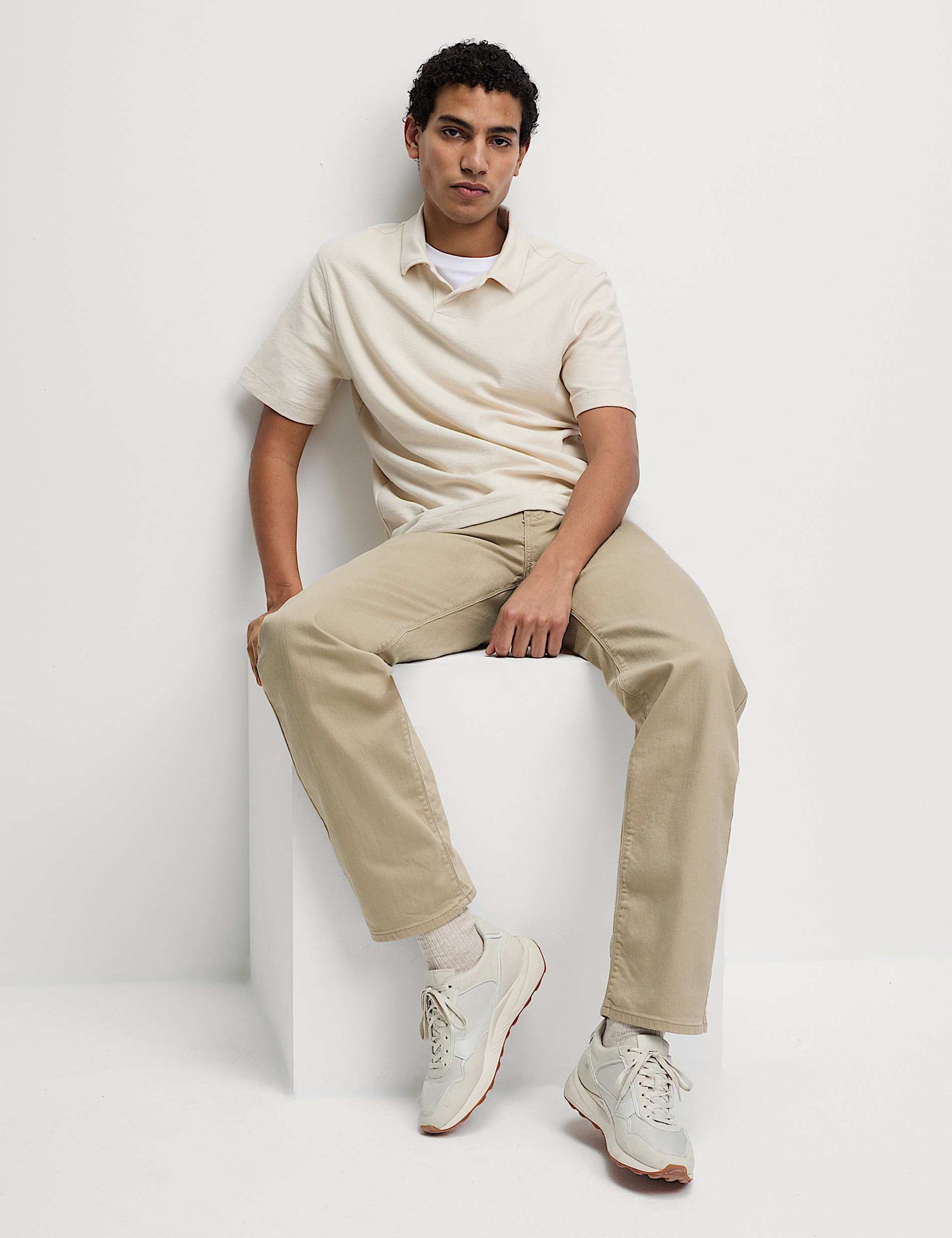 Pantalón elástico de corte recto