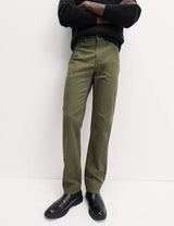 Pantalón elástico de corte recto