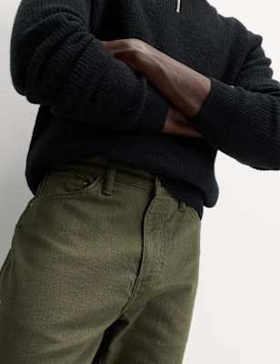 Pantalón elástico de corte recto