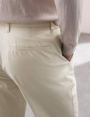 Pantalón chino superligero Autograph