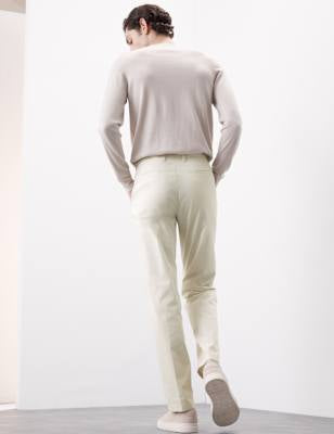 Pantalón chino superligero Autograph