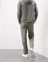 Pantalón chino superligero Autograph