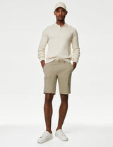 Pantalón chino corto superligero