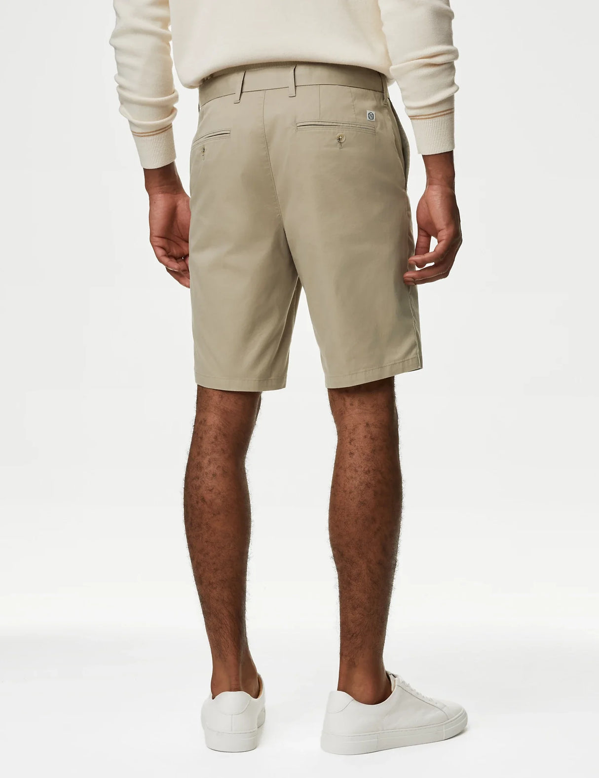 Pantalón chino corto superligero