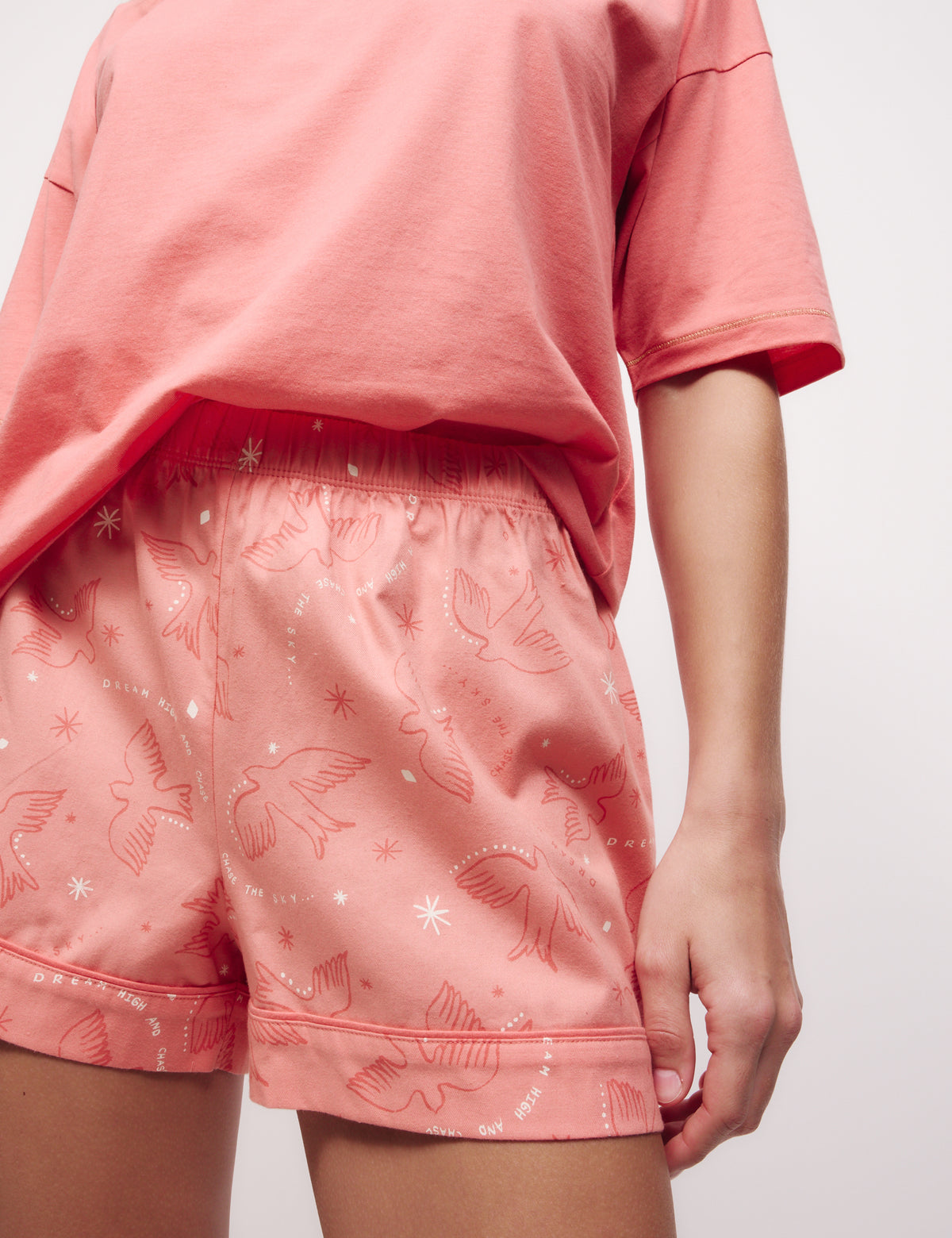 Pijama corto de manga corta con diseño FP