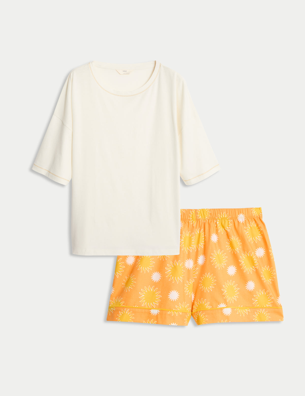 Pijama corto de manga corta con diseño FP