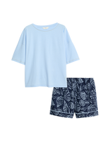 Pijama corto de manga corta con diseño FP
