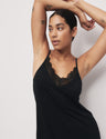 Camisola de tiros con detalle de encaje