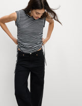 Top de rayas con fruncido lateral