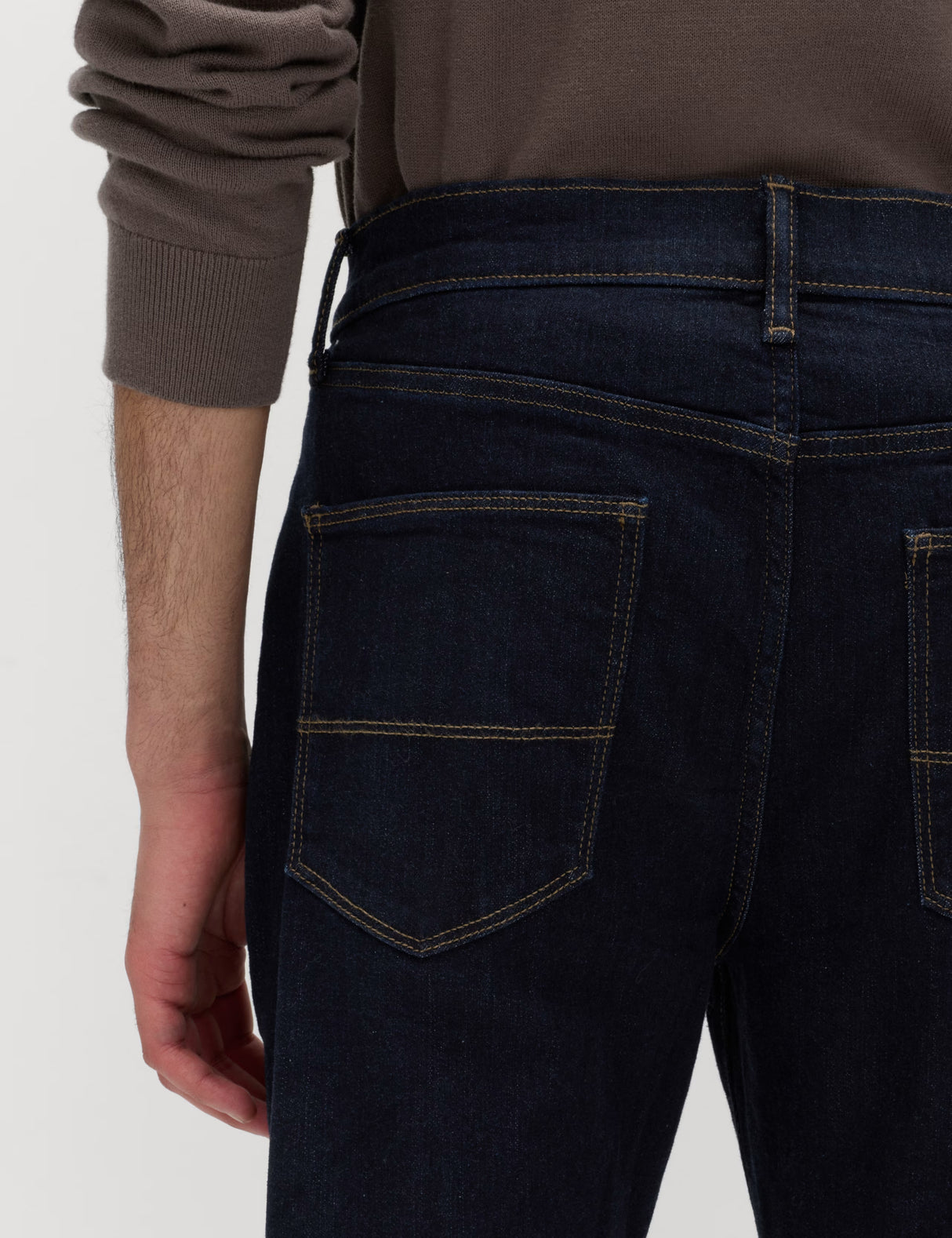 Pantalón elástico de corte recto