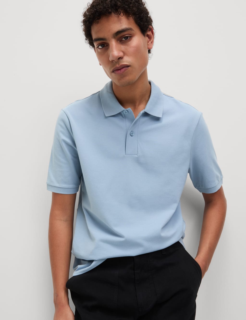 Polo liso de manga corta
