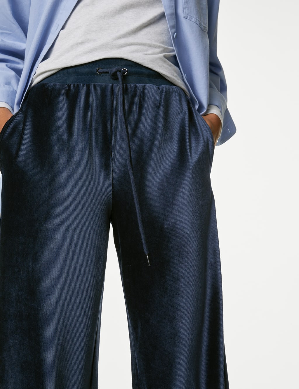 Pantalón jogger de terciopelo wide leg