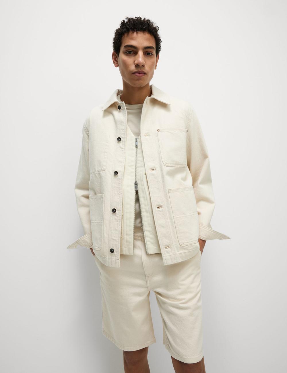 Chaqueta vaquera de algodón con bolsillos