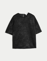 Top de manga corta con estampado en relieve