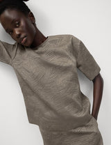 Top de manga corta con estampado en relieve