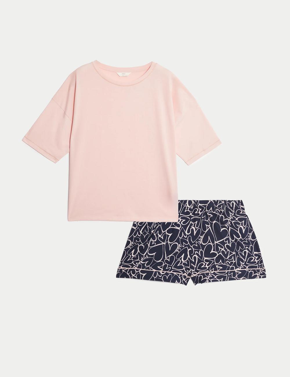 Pijama corto con top de manga corta con diseño