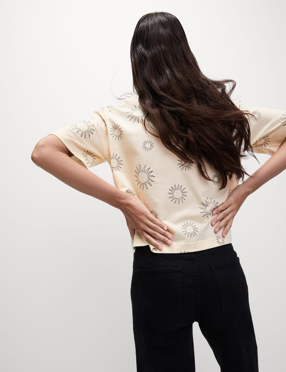 Top diseño de manga corta Boxy