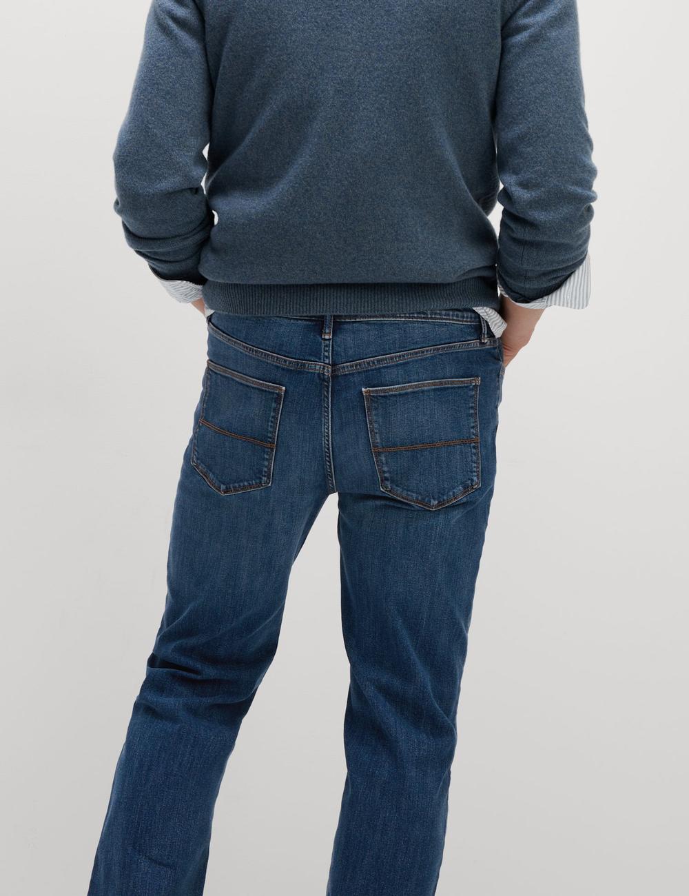 Pantalón elástico de corte recto