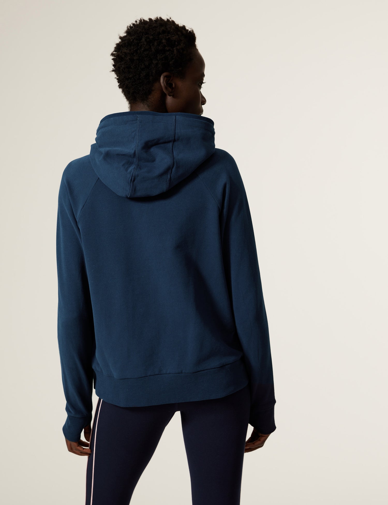 Chaqueta chándal capucha