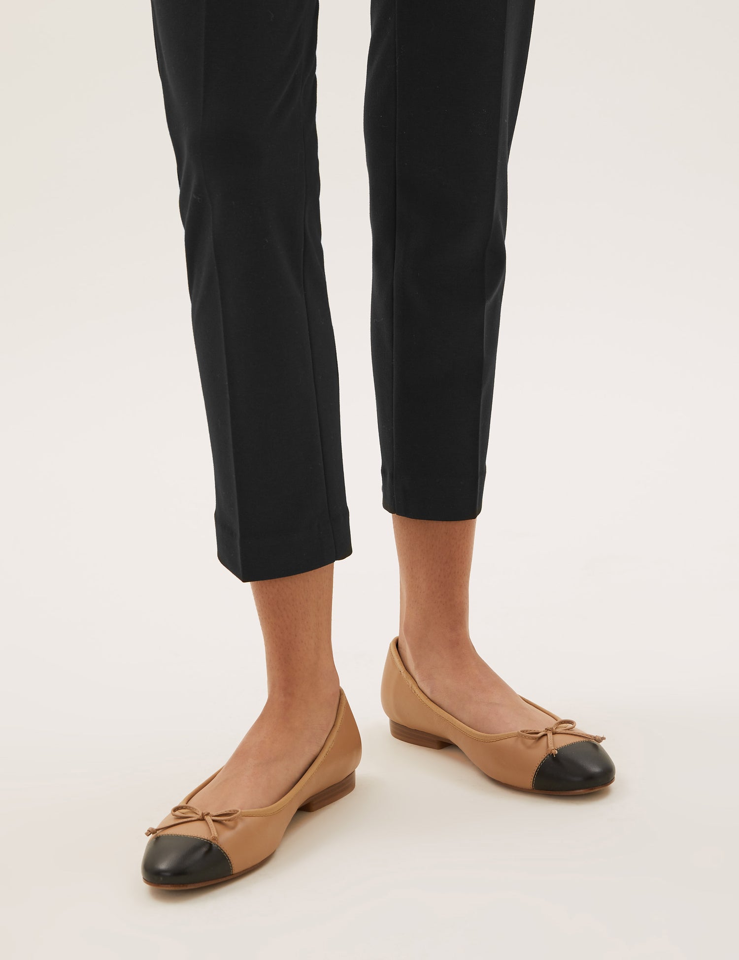 Pantalón punto slim