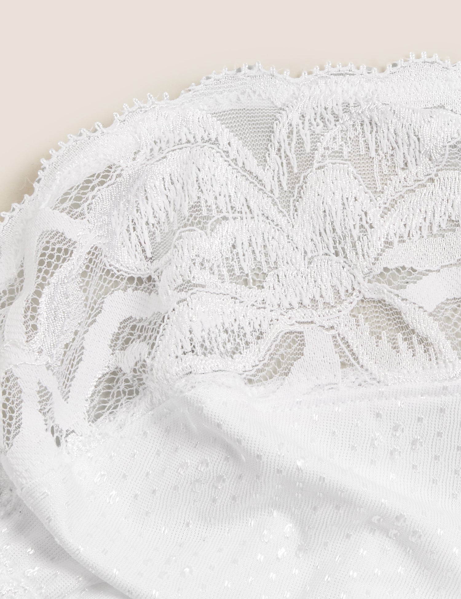 Sujetador sin aro encaje