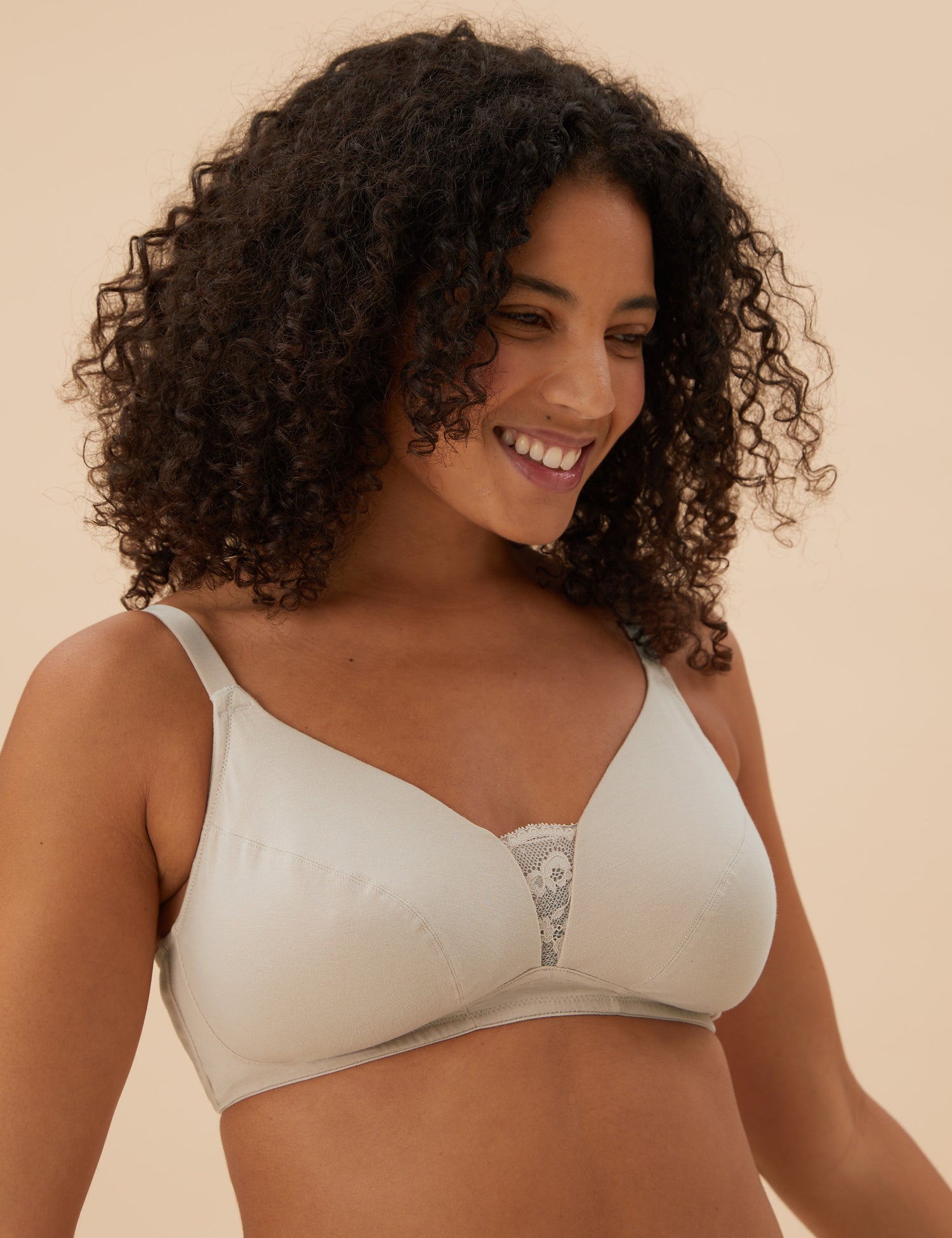 Pack 3 sujetadores sin aro Full Cup