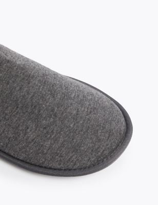 Zapatilla básica