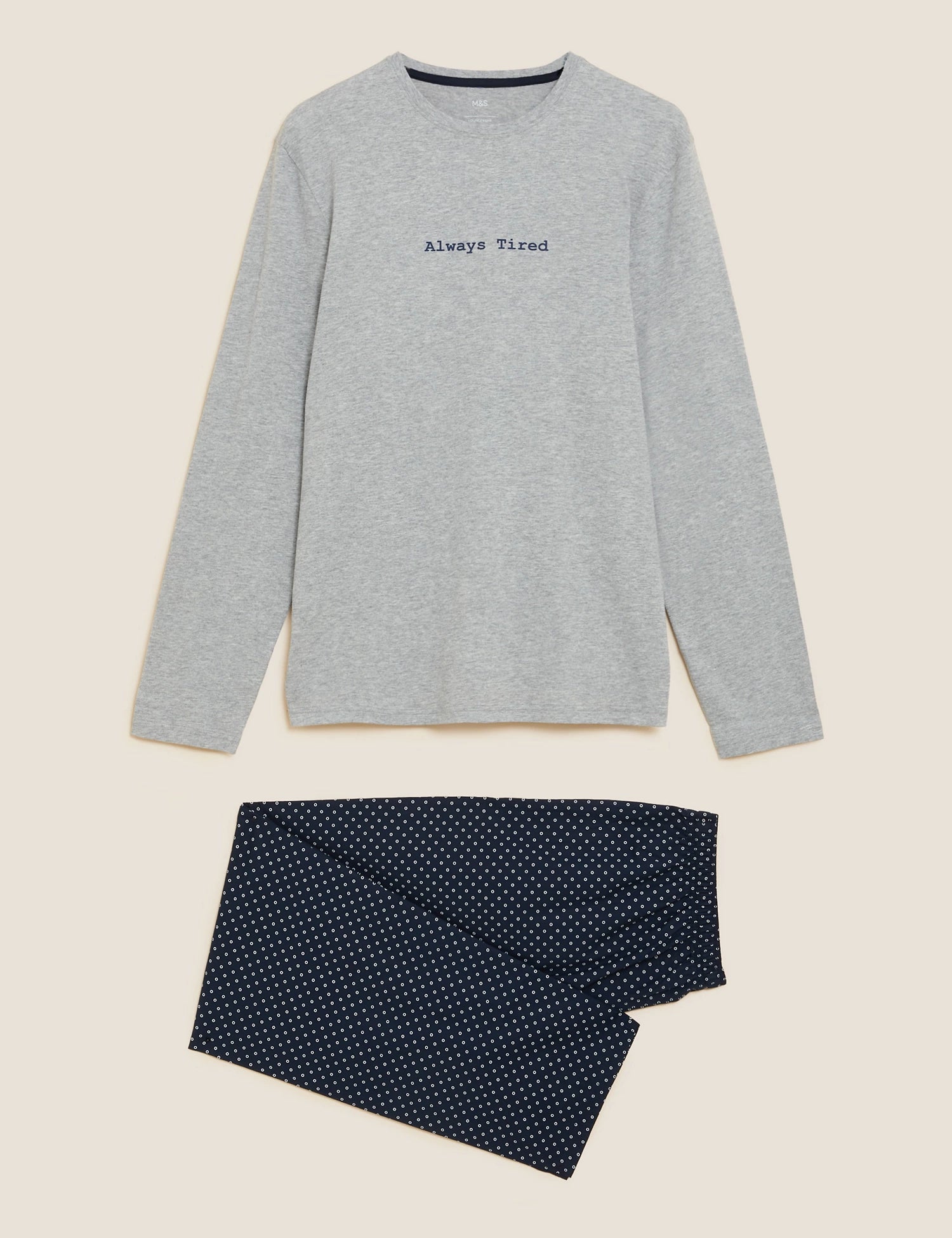 Pijama en punto slogan