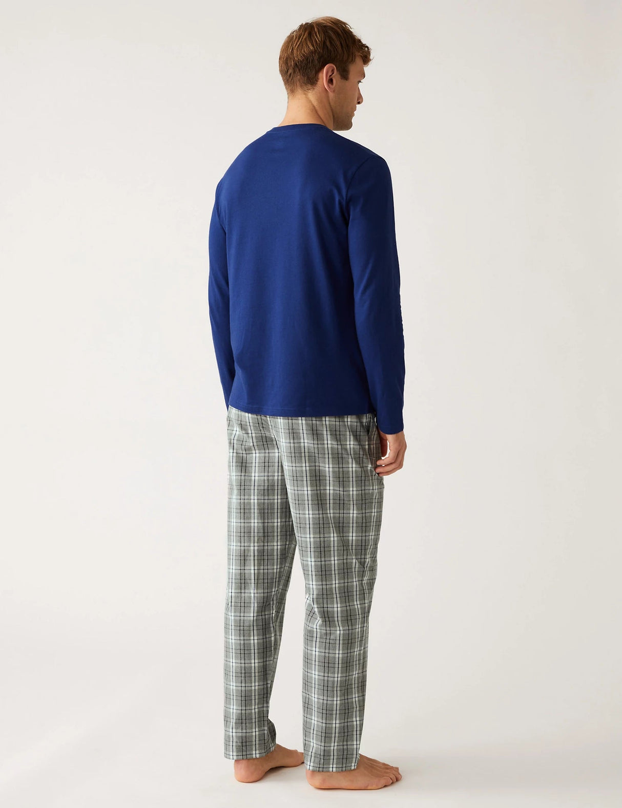 Pijama top manga larga con botones en punto pantalón de tela a cuadros
