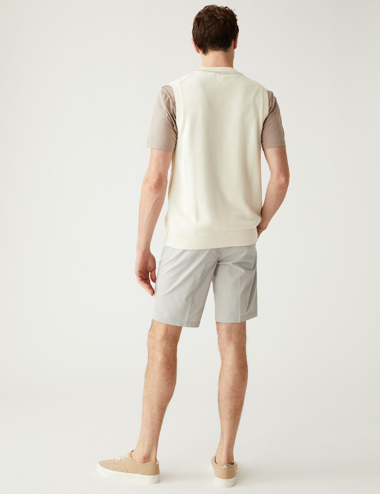 Pantalón chino corto superligero