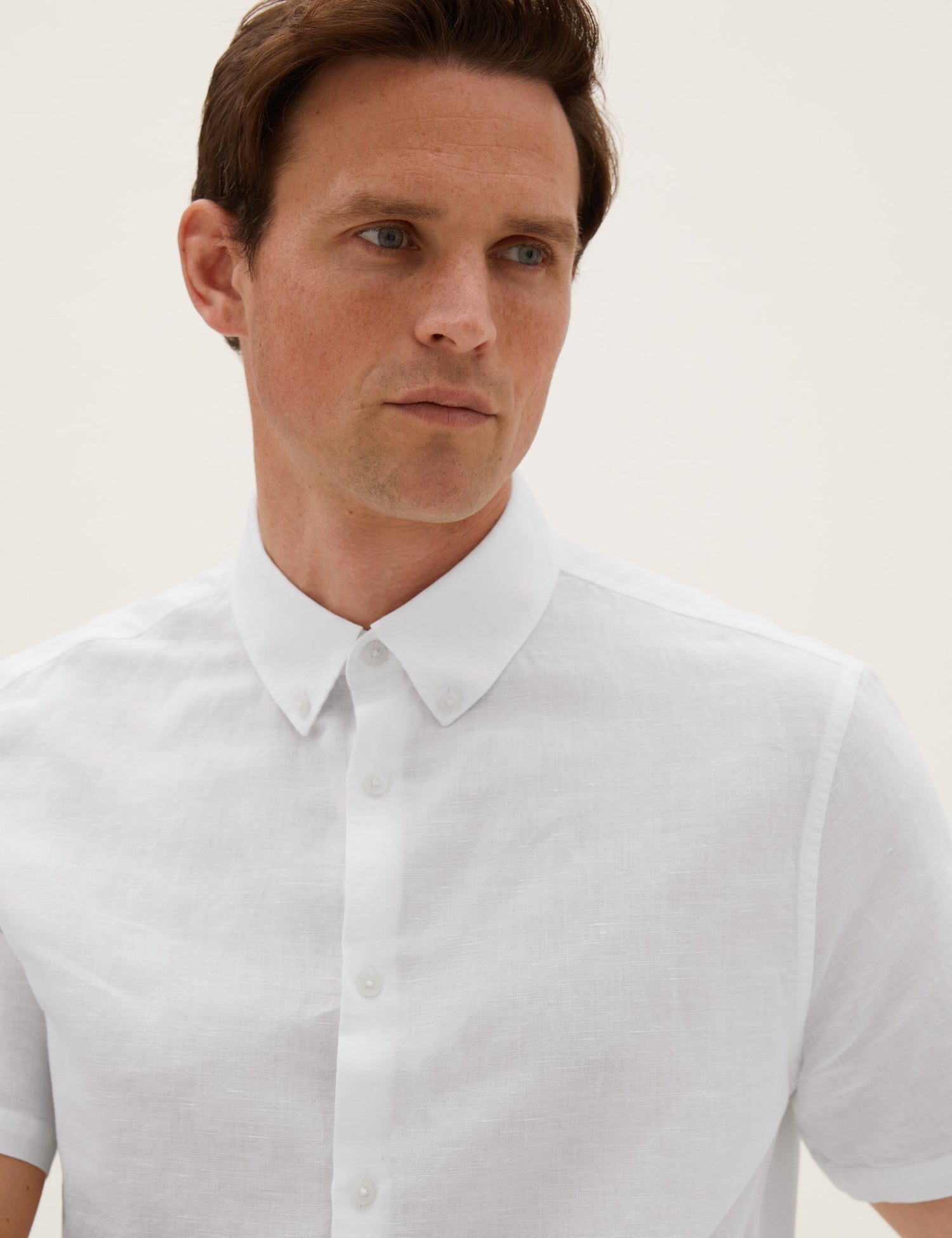 Camisa de lino manga corta  lisa